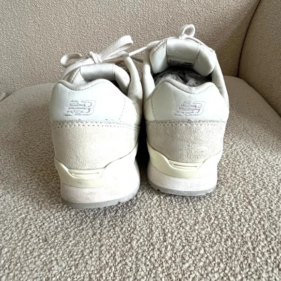 NEW BALANCE SNEAKERS - Picture 4 of 11